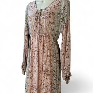 1.4.3. Story by Line Up Floral Long Sleeve Dress